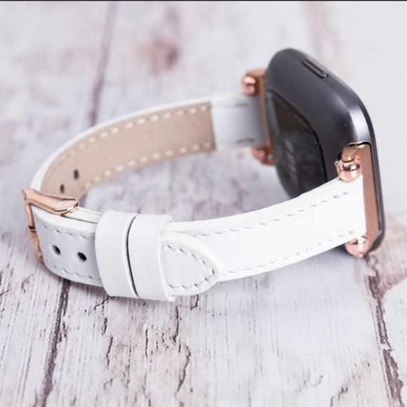 Fitbit Versa 1, 2, 3 & Sense Leather Band White - Picture 5 of 6